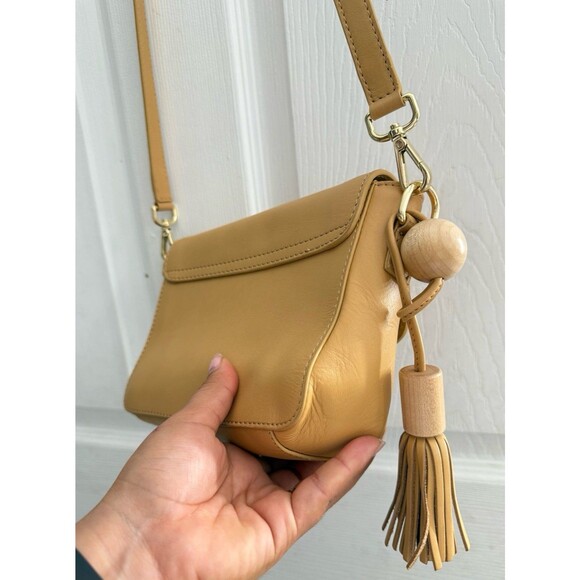 Aarikka Helle  women's Cream Tan leather Shoulder crossbody Bag - Picture 12 of 12